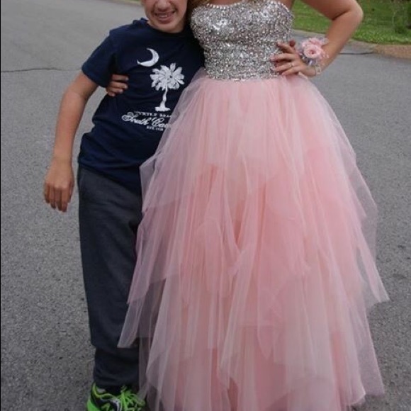 Sherri Hill Sadie Robertson Prom Dress - Picture 3 of 4